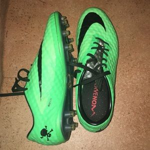 Nike Shoes - Green Nike ACC Soccer Cleats Hypervenom Phantom Nike Shoes - Green Nike ACC Soccer Cleats Hypervenom Phantom